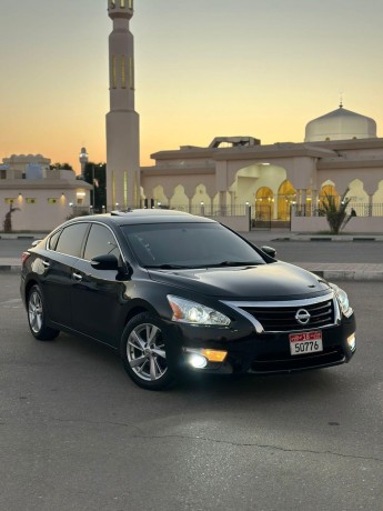 nissan-altima-big-0