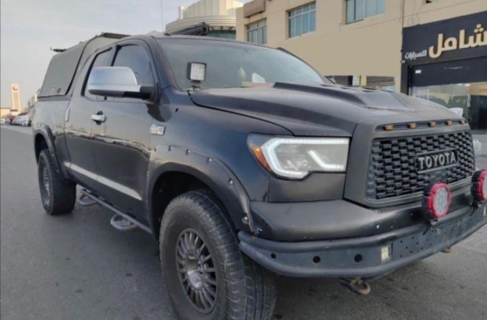 toyota-tundra-big-0