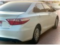 toyota-camry-small-6