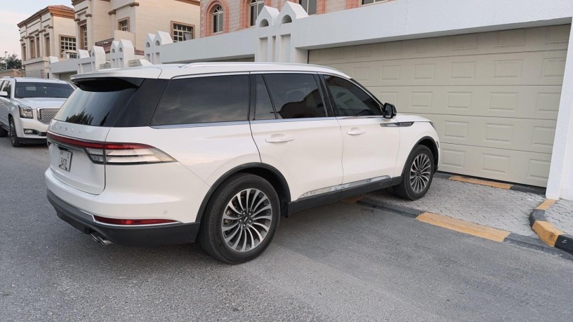 lincoln-aviator-big-2