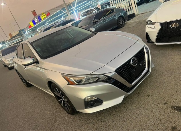 nissan-altima-2019-big-2