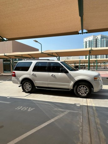 ford-expedition-big-1