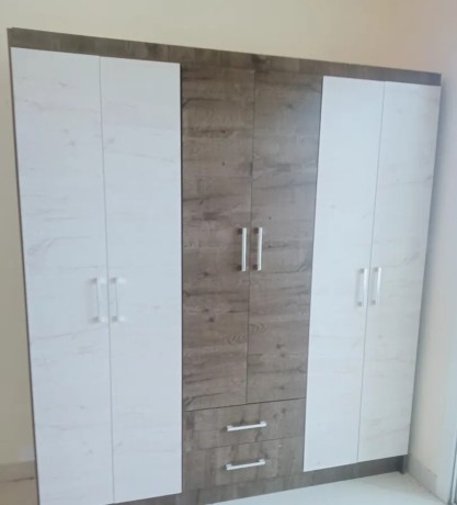 wooden-wardrobe-big-0