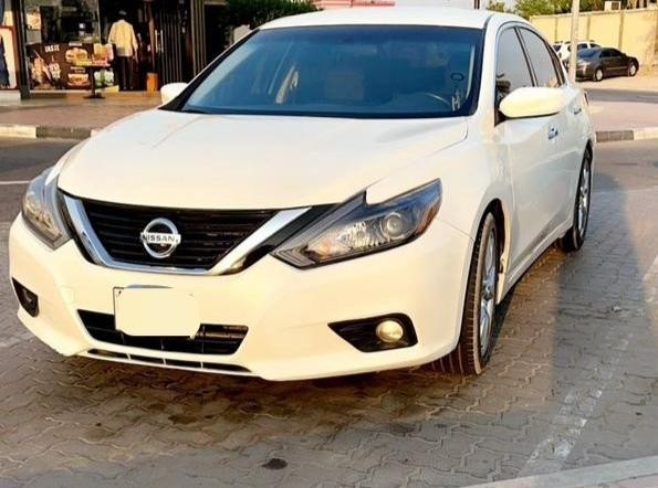 nissan-altima-sr-big-2