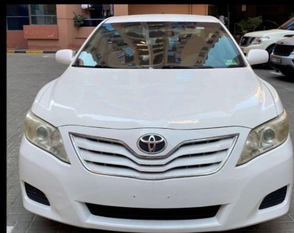 toyota-camry-2010-big-2