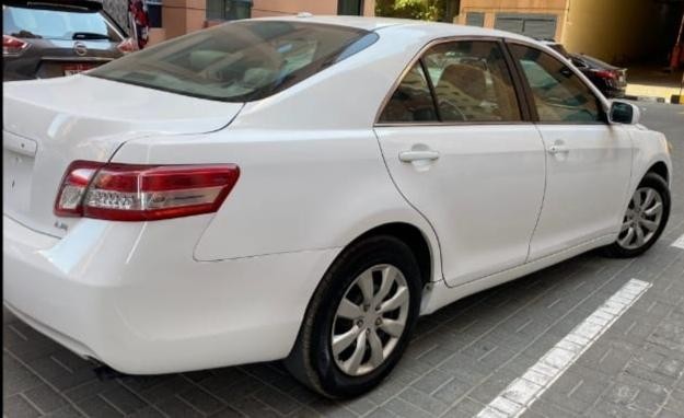 toyota-camry-2010-big-1