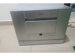 Midea dishwasher