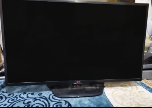 lg-42-inch-tv-big-0