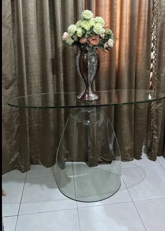 glass-table-big-0