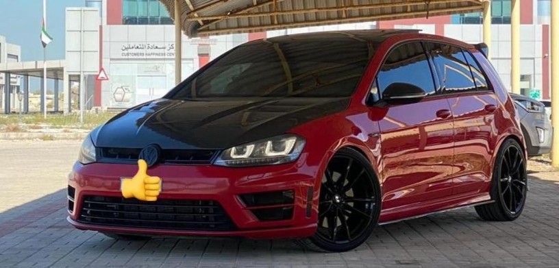 volkswagen-golf-r-big-0