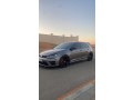 volkswagen-golf-r-small-0