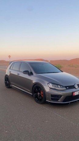 volkswagen-golf-r-big-7