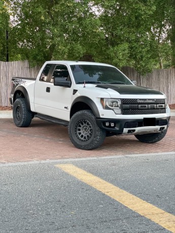 ford-raptor-svt-big-0