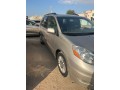 toyota-sienna-small-3