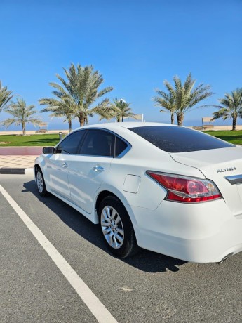 nissan-altima-2015-big-4