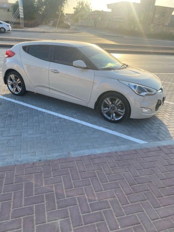 hyundai-veloster-big-1