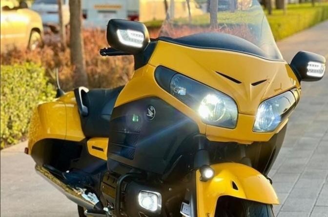 honda-gold-wing-big-0