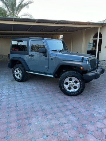 jeep-wrangler-sport-big-3