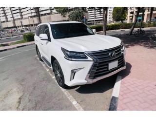 Lexus LX570