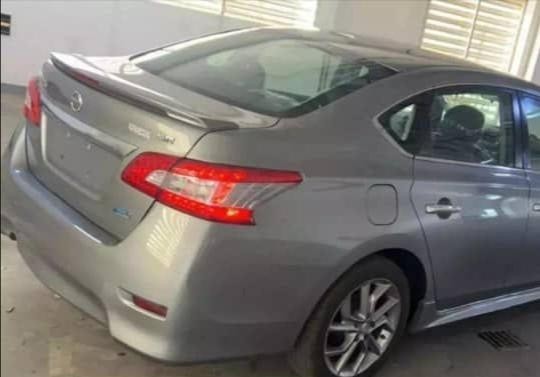 nissan-sentra-2013-big-0