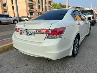 Honda accord 2011