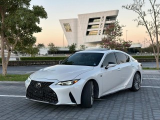 Lexus is300f