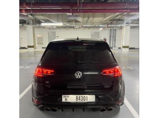 Golf R