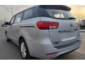 kia-sedona-small-4