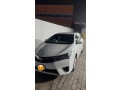 toyota-corolla-2017-small-0