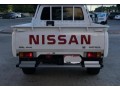 nissan-pick-up-small-2