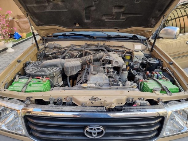 toyota-land-cruiser-2002-big-4