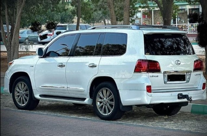 lexus-lx470-big-1