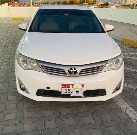 toyota-camry-2015-big-0