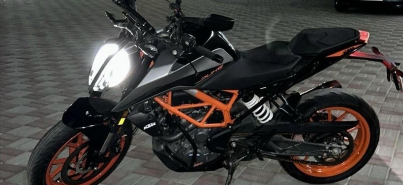 ktm-duke-big-0