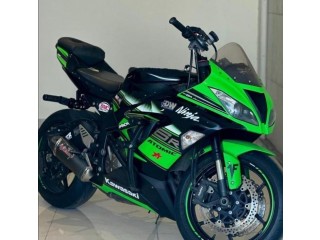 Kawasaki zx6r