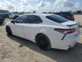 2019-toyota-camry-se-small-5