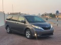 toyota-sienna-small-3