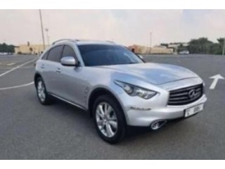 Infiniti QX70