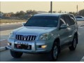 toyota-prado-small-0