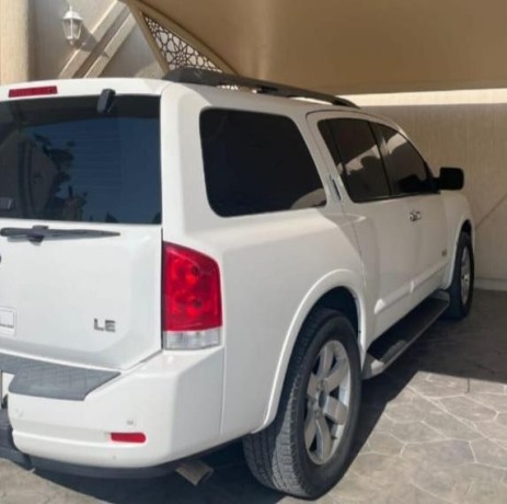 nissan-armada-big-0