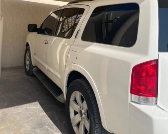 nissan-armada-big-1