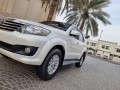 toyota-fortuner-small-4