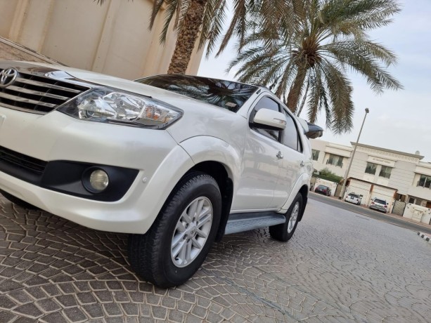 toyota-fortuner-big-4