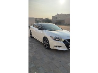 Nissan Maxima