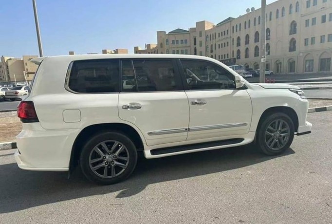 lexus-lx570-big-4