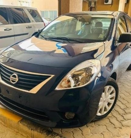 nissan-versa-big-0