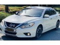 nissan-altima-small-0