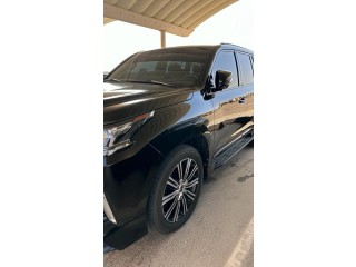 Lexus LX570