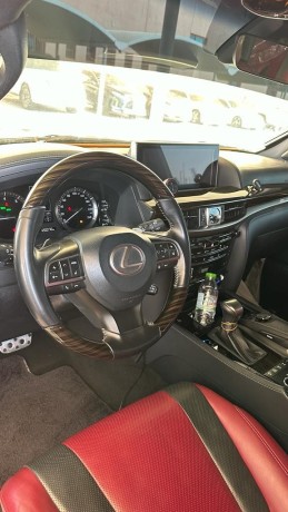 lexus-lx570-big-3