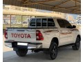 toyota-hilux-small-2